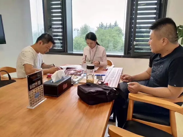 熱烈祝賀泰州姜堰李總、王總簽約創(chuàng)綠家！