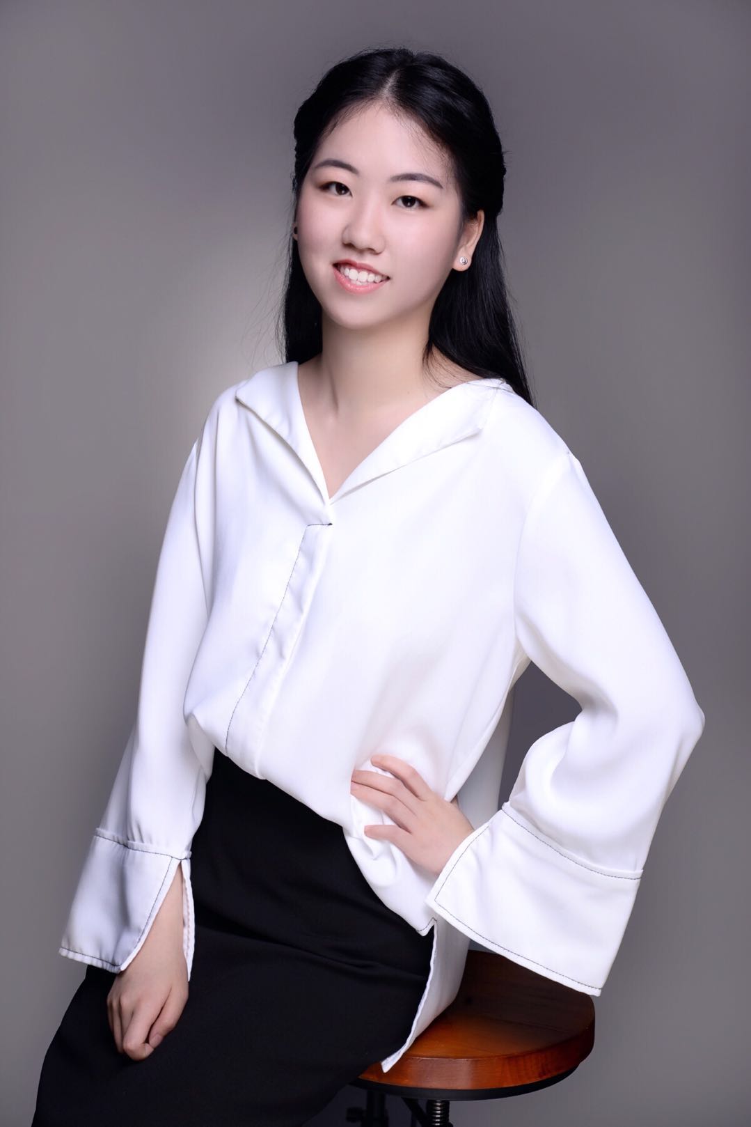 【1月生日會】本月壽星只有美少女，拍圖拍到小編手機內(nèi)存不夠啦！