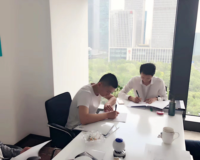 熱烈祝賀厲總團(tuán)隊(duì)簽約創(chuàng)綠家徐州市區(qū)級代理！