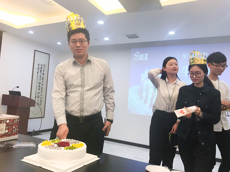 【5月生日會(huì)】這期壽星各個(gè)都可以出C位！