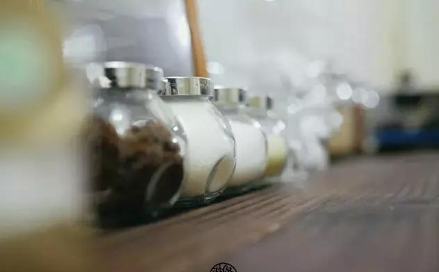 21天3000元重裝出租屋 除甲醛莫忘記！