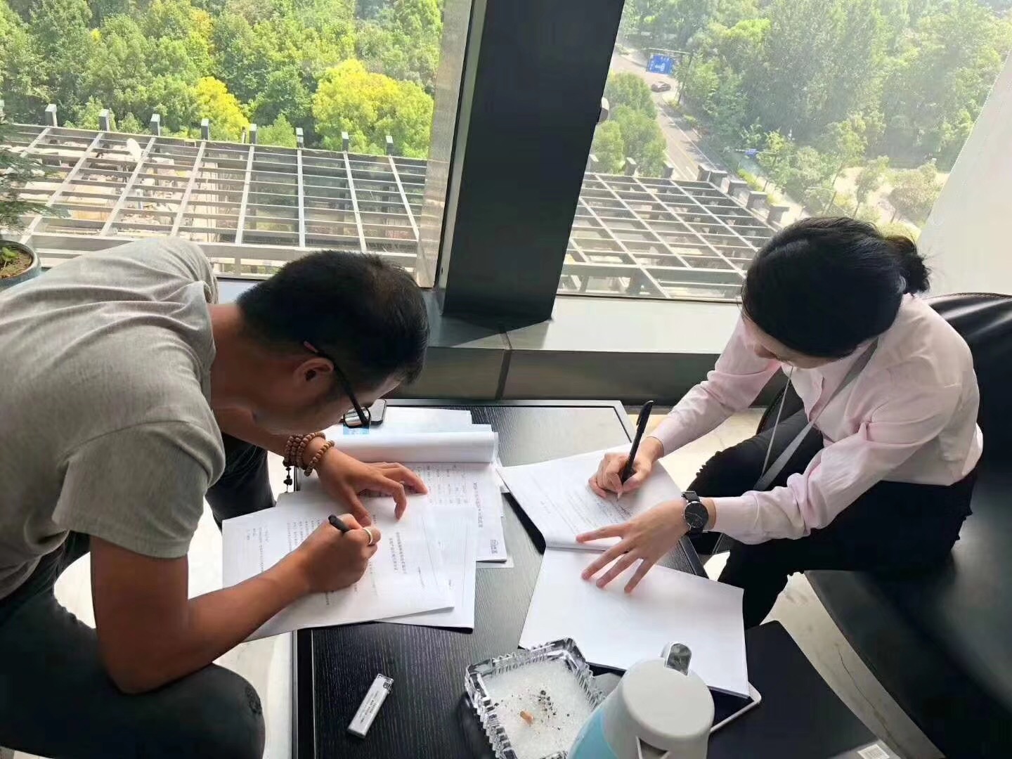 熱烈祝賀楊總簽約創(chuàng)綠家黔東南苗族侗族自治州縣級代理！