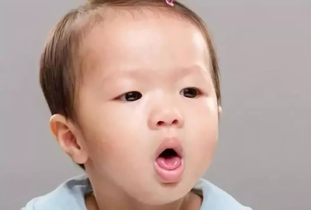 4歲男孩和媽媽辦“婚禮”，真相令人淚崩！