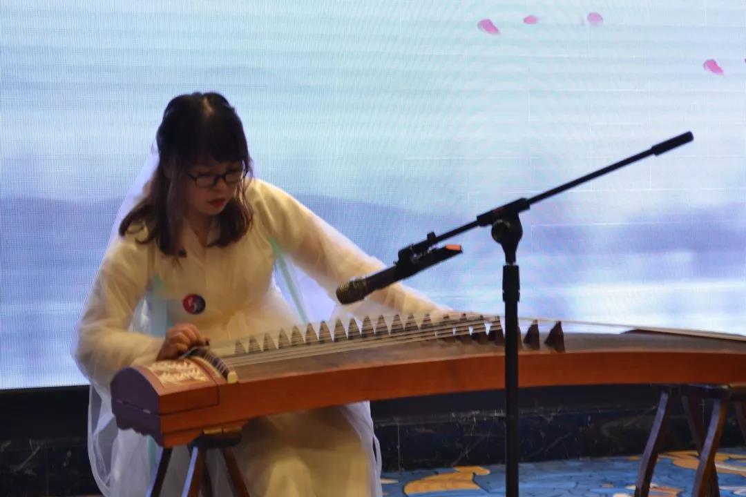 創(chuàng)綠家環(huán)保2018年中工作會議暨5周年慶典圓滿結束！
