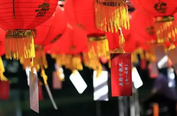 創(chuàng)綠家環(huán)保恭祝大家元宵快樂，幸福美滿！