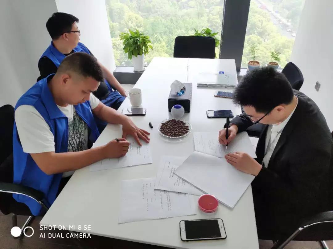 熱烈祝賀劉總、夏總簽約創(chuàng)綠家河南省安陽市縣級(jí)代理！