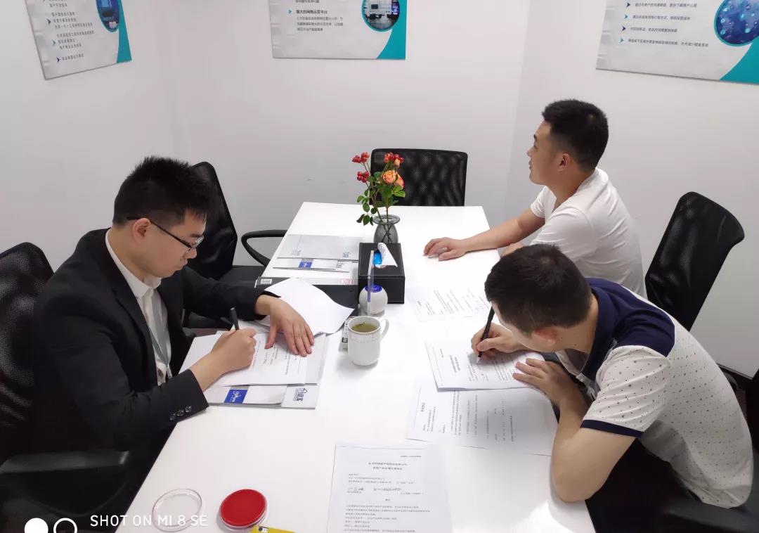 熱烈祝賀王總簽約創(chuàng)綠家江蘇省常州市區(qū)級代理！