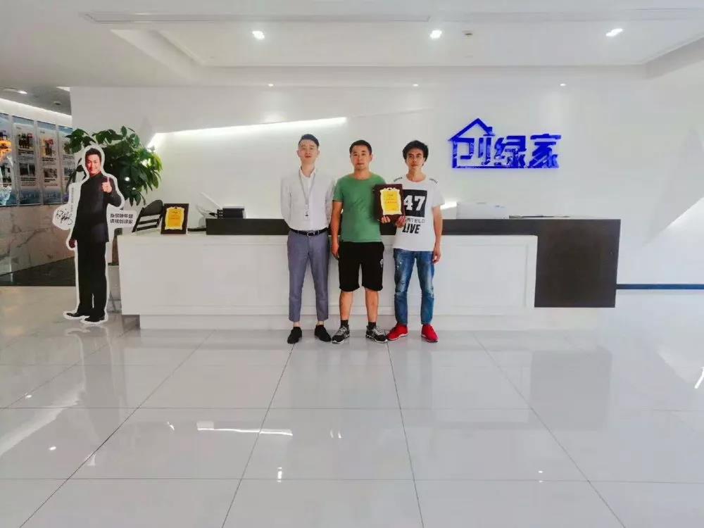 熱烈祝賀王總簽約創(chuàng)綠家上海市區(qū)級代理！