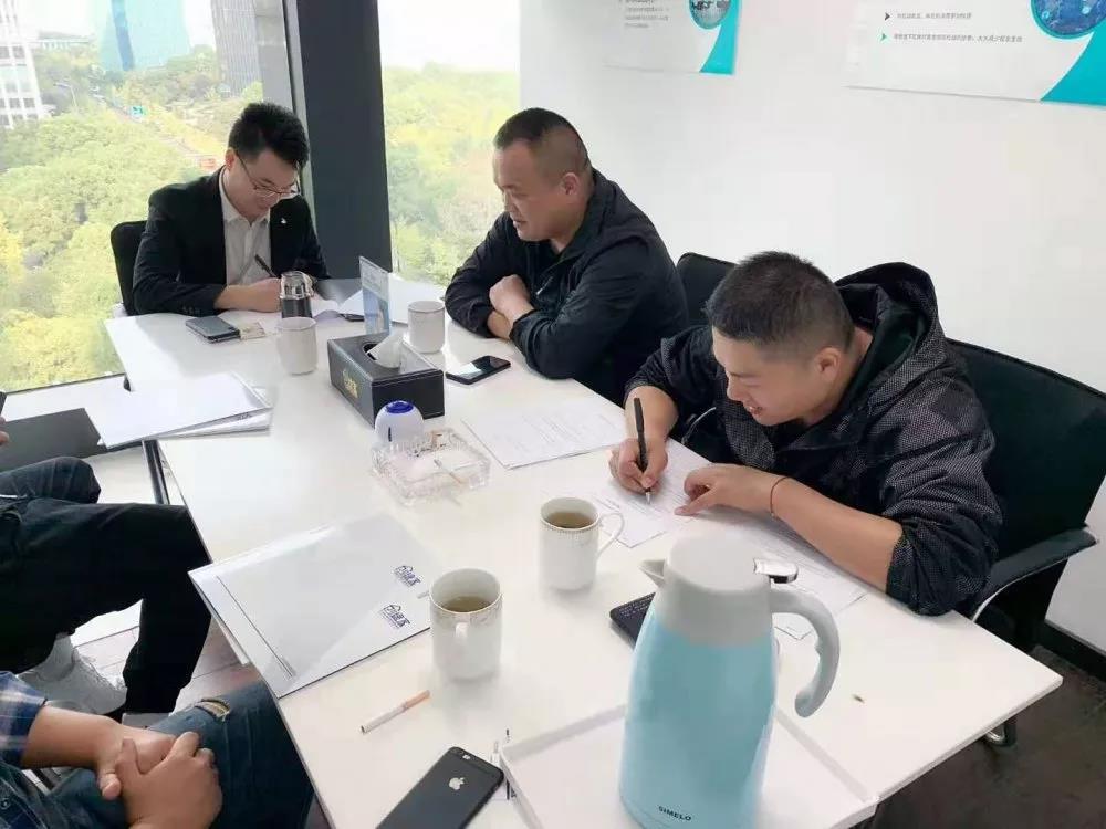 熱烈祝賀張總簽約創(chuàng)綠家浙江省嘉興市縣級代理！
