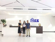 熱烈祝賀李總簽約創(chuàng)綠家河南省區(qū)級代理！